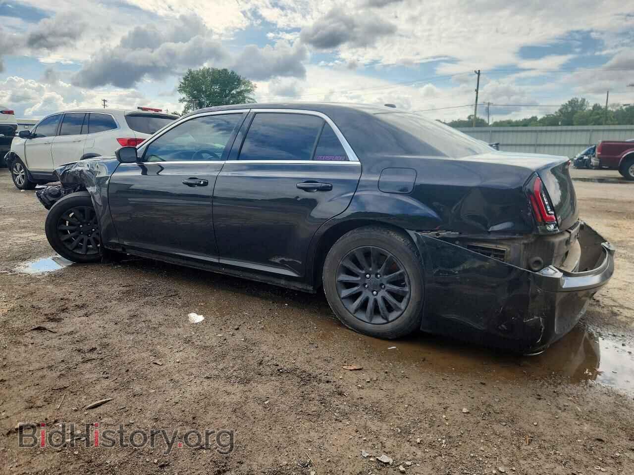 2014 CHRYSLER 300 - VIN: 2C3CCAAG9EH200890 - Photo 2