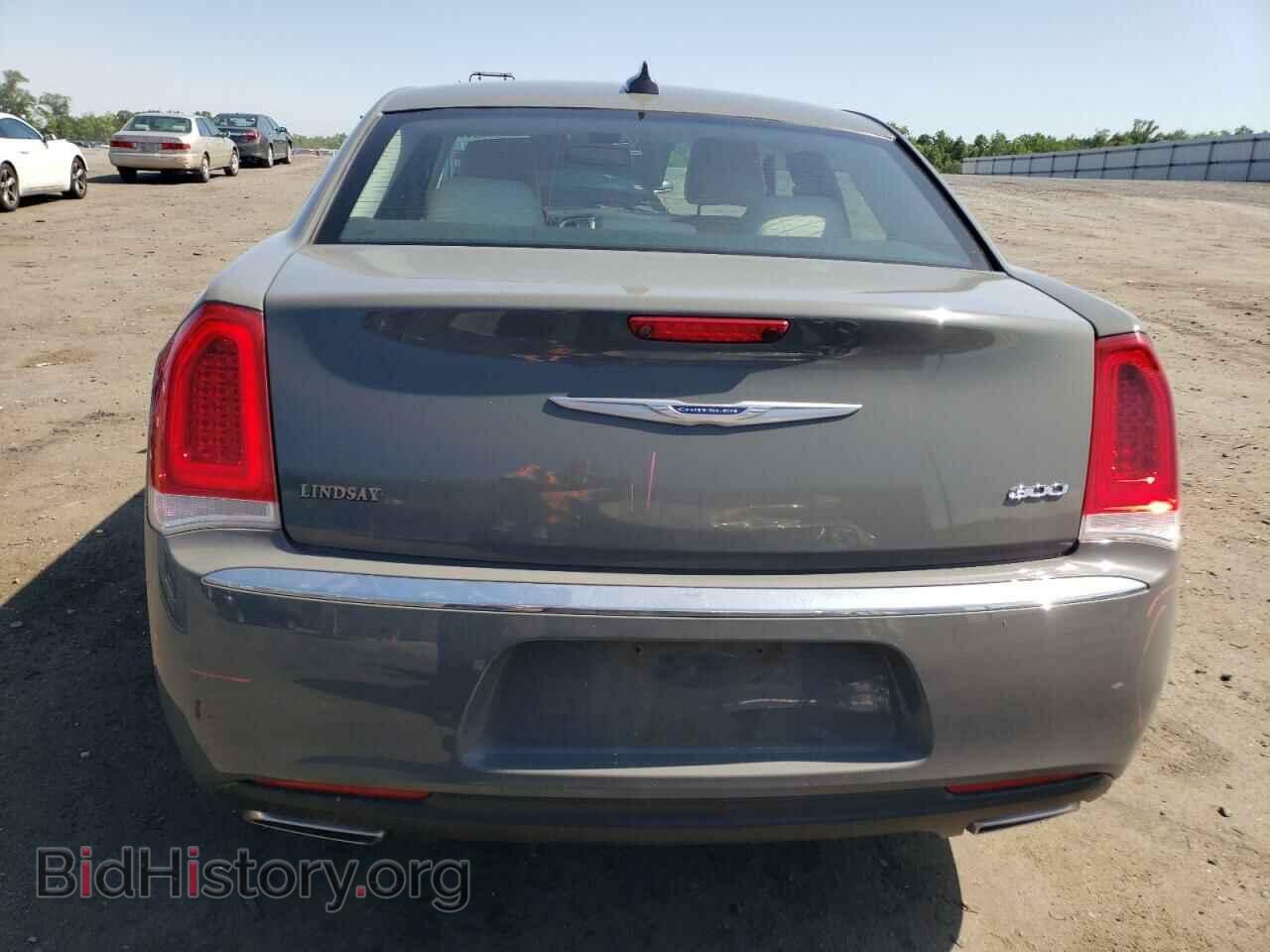 2019 CHRYSLER 300 - VIN: 2C3CCAEG6KH689707 - Фото 6