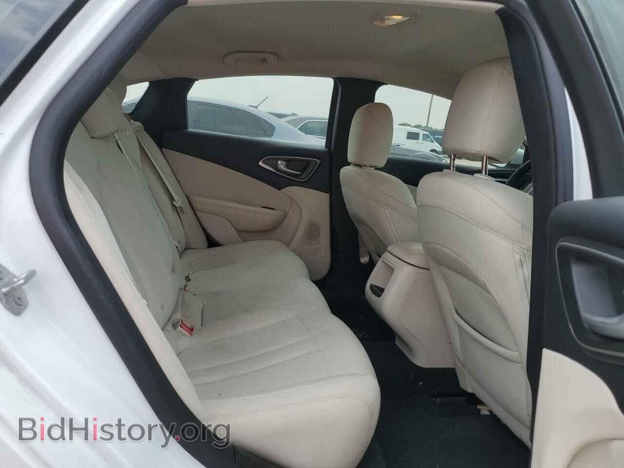 2015 CHRYSLER 200 - VIN: 1C3CCCAB1FN716900 - Фото 10