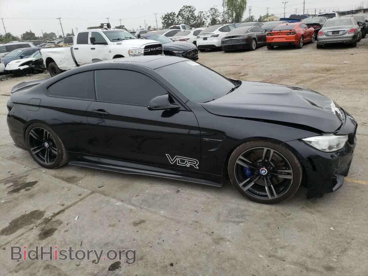 2016 BMW M4 - VIN: WBS3R9C57GK337836 - Фото 4