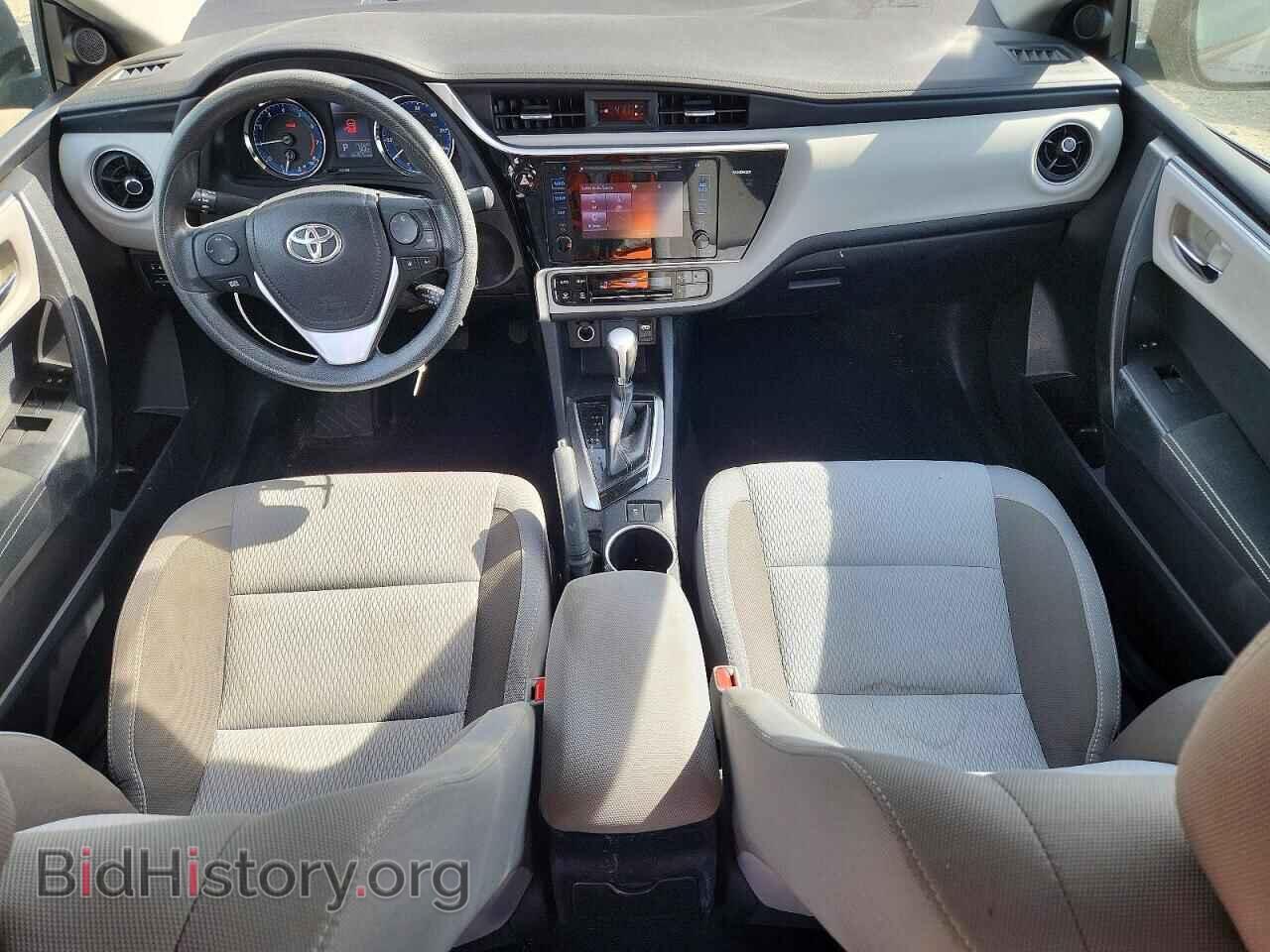 2017 TOYOTA COROLLA - VIN: 2T1BURHE5HC895018 - Фото 8