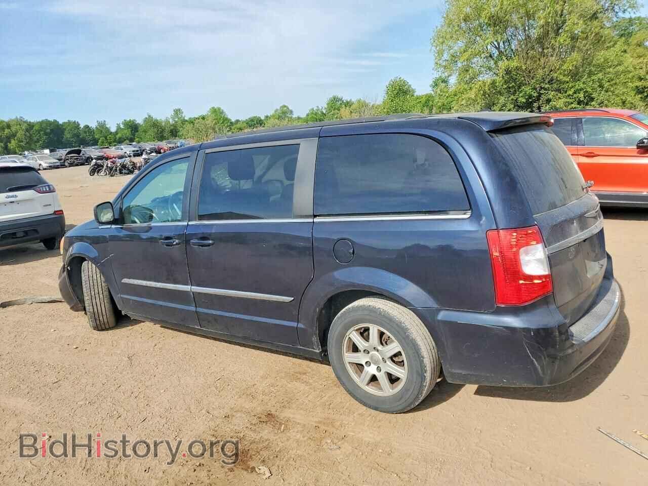 2011 CHRYSLER MINIVAN - VIN: 2A4RR5DGXBR647235 - Photo 2