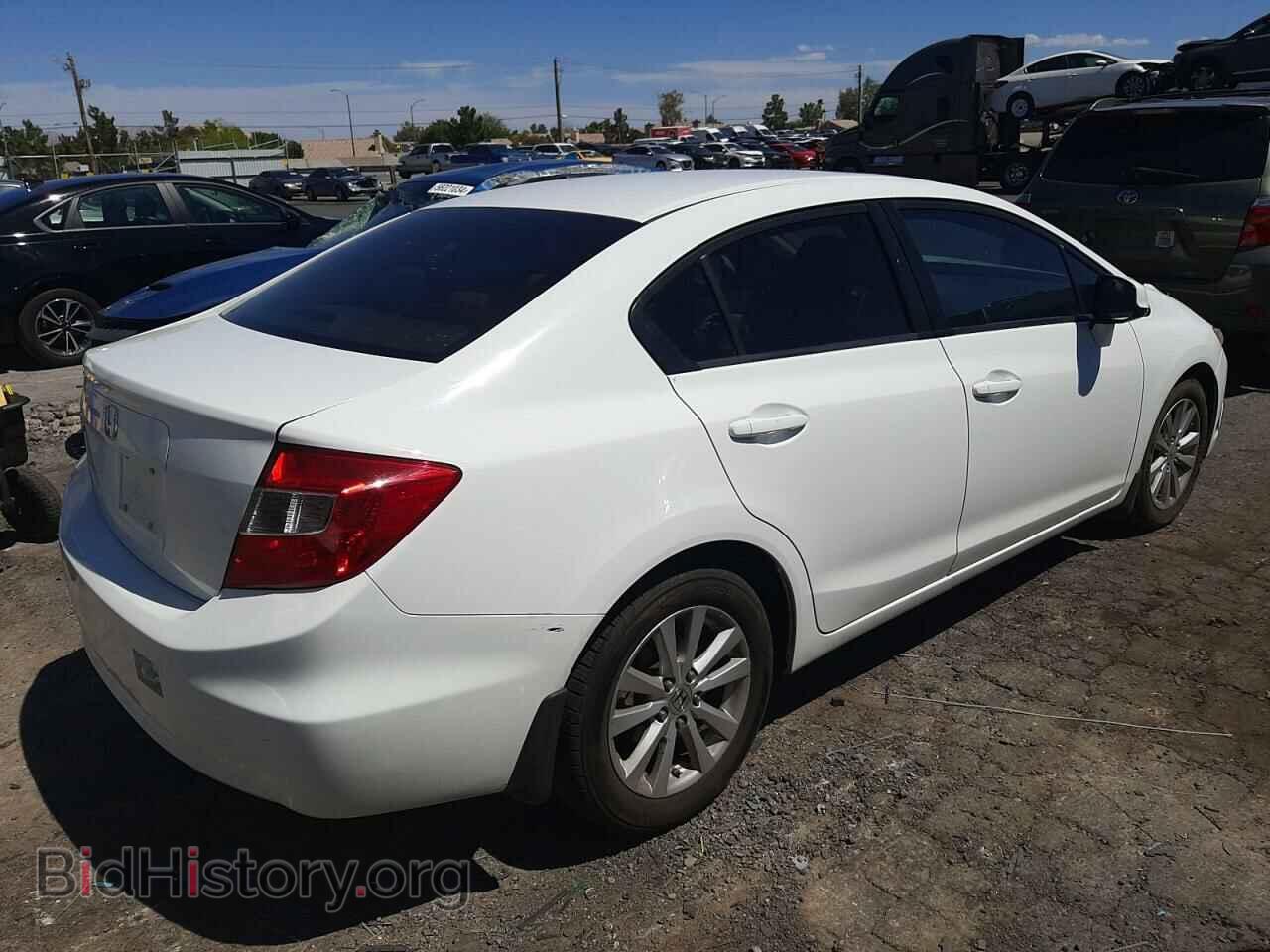 2012 HONDA CIVIC - VIN: 2HGFB2F82CH557670 - Фото 3