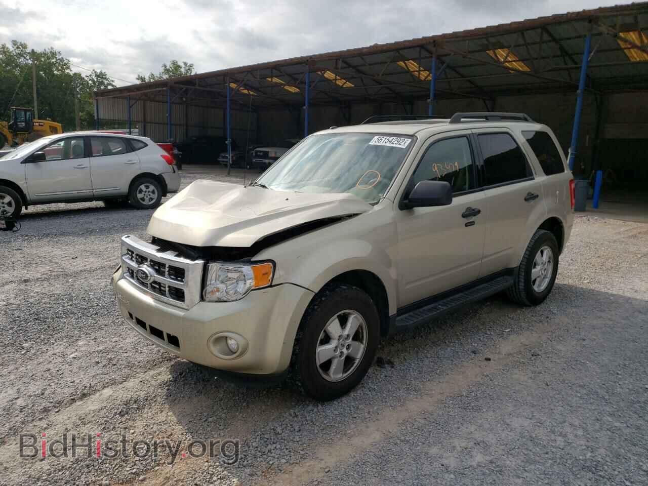 2010 FORD ESCAPE - VIN: 1FMCU0D71AKB19864 - Фото 2