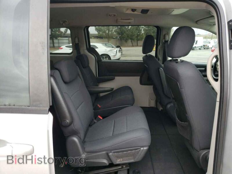 2010 Dodge CARAVAN (VIN 2D4RN4DE7AR143561) — фото 11 из 13