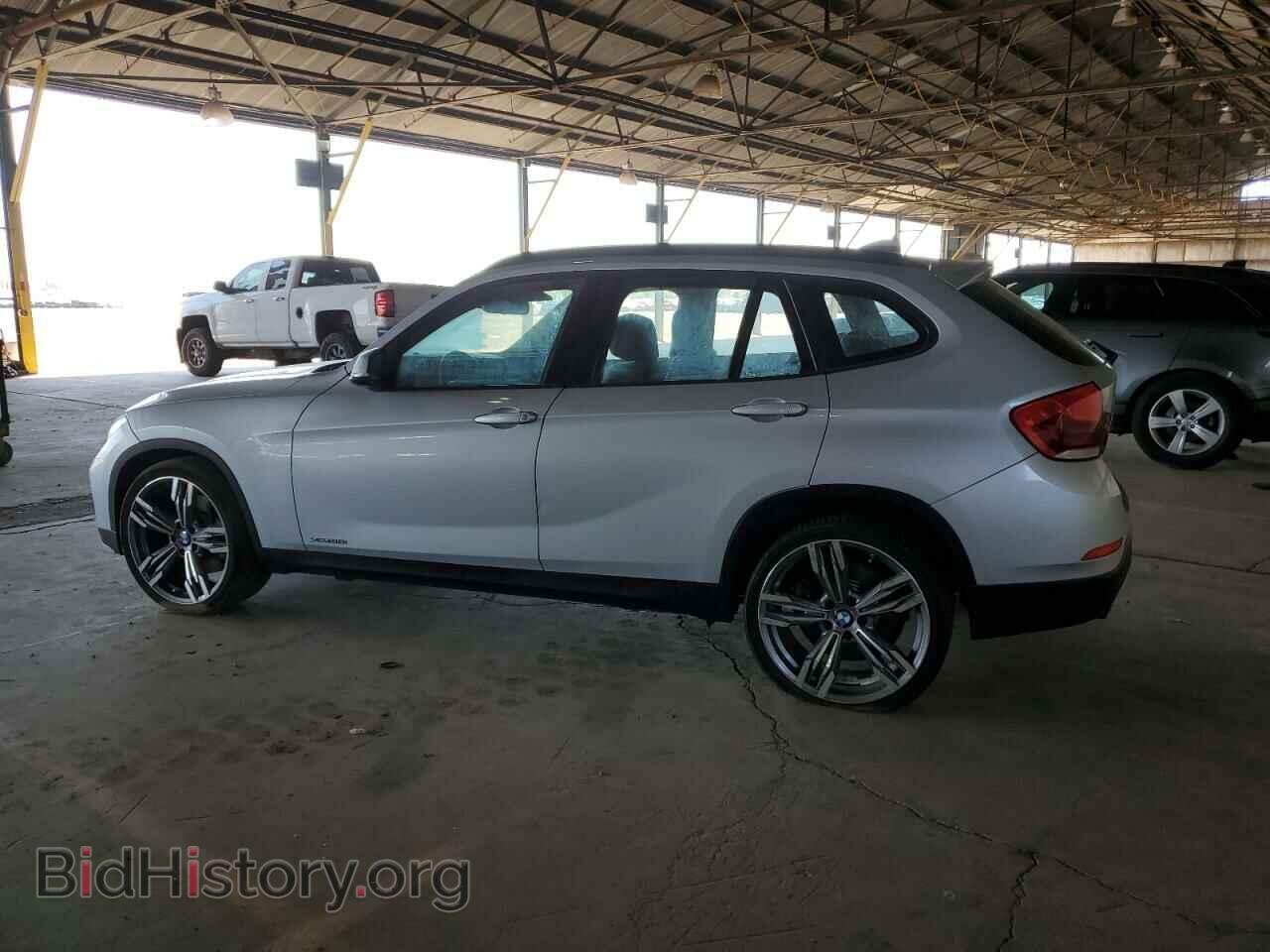 2015 BMW X1 - VIN: WBAVM5C54FVV94499 - Фото 2
