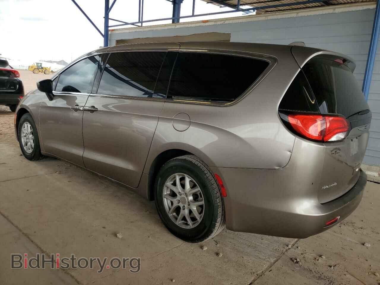 2017 CHRYSLER PACIFICA - VIN: 2C4RC1CG0HR579568 - Photo 2
