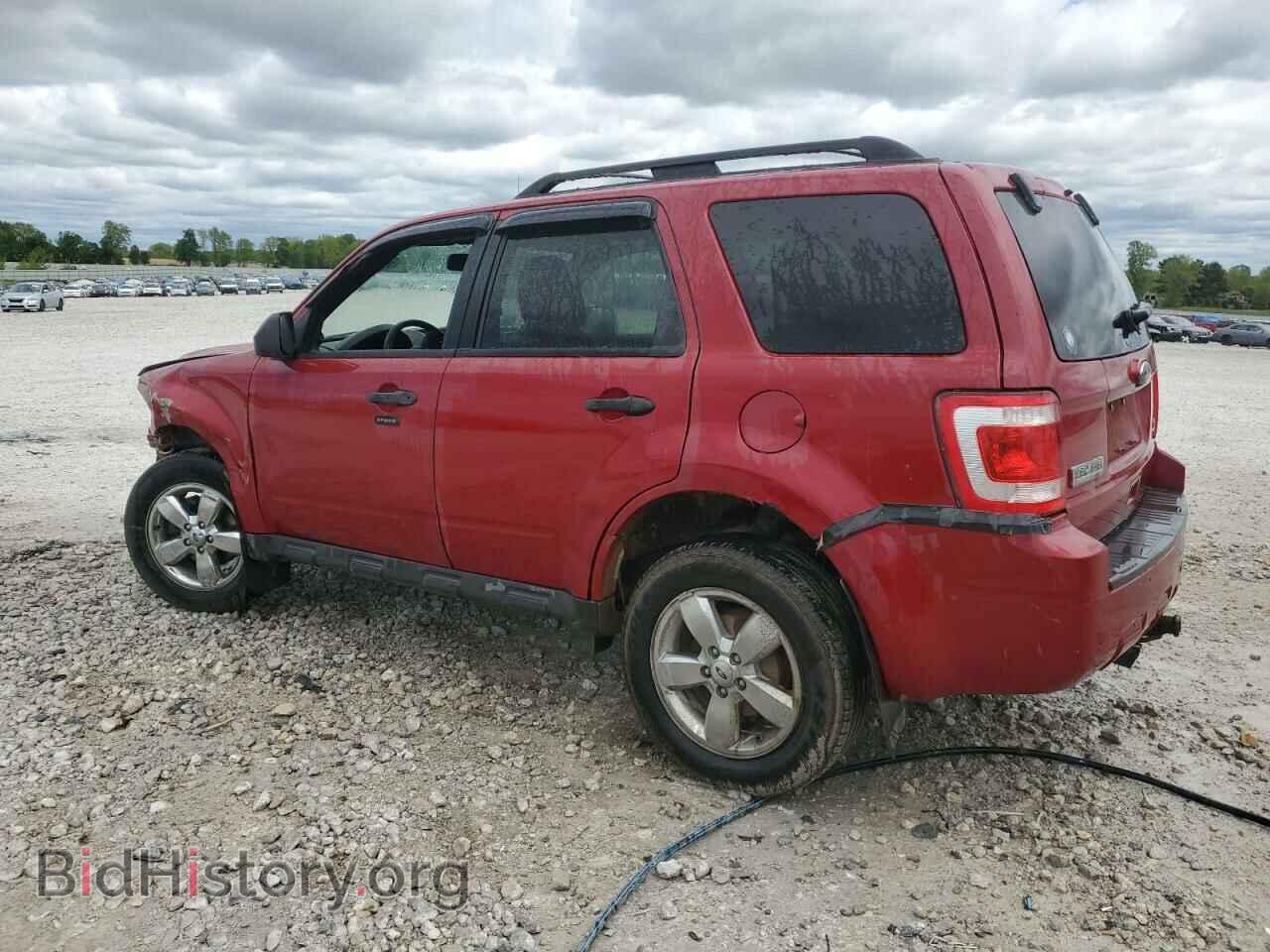 2011 FORD ESCAPE - VIN: 1FMCU0DG3BKA77490 - Фото 2