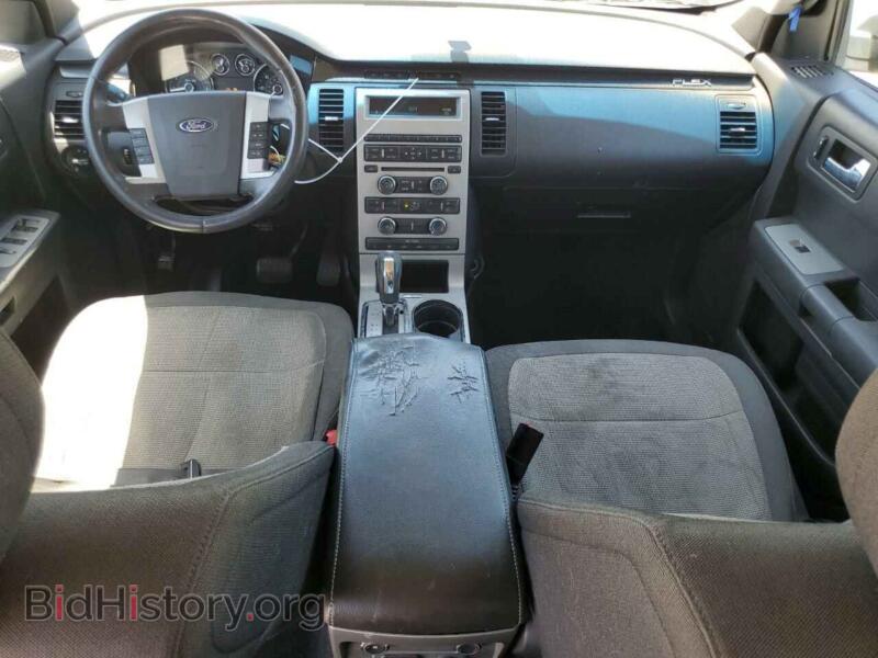 2011 Ford FLEX (VIN 2FMGK5BC7BBD03660) — фото 8 из 13