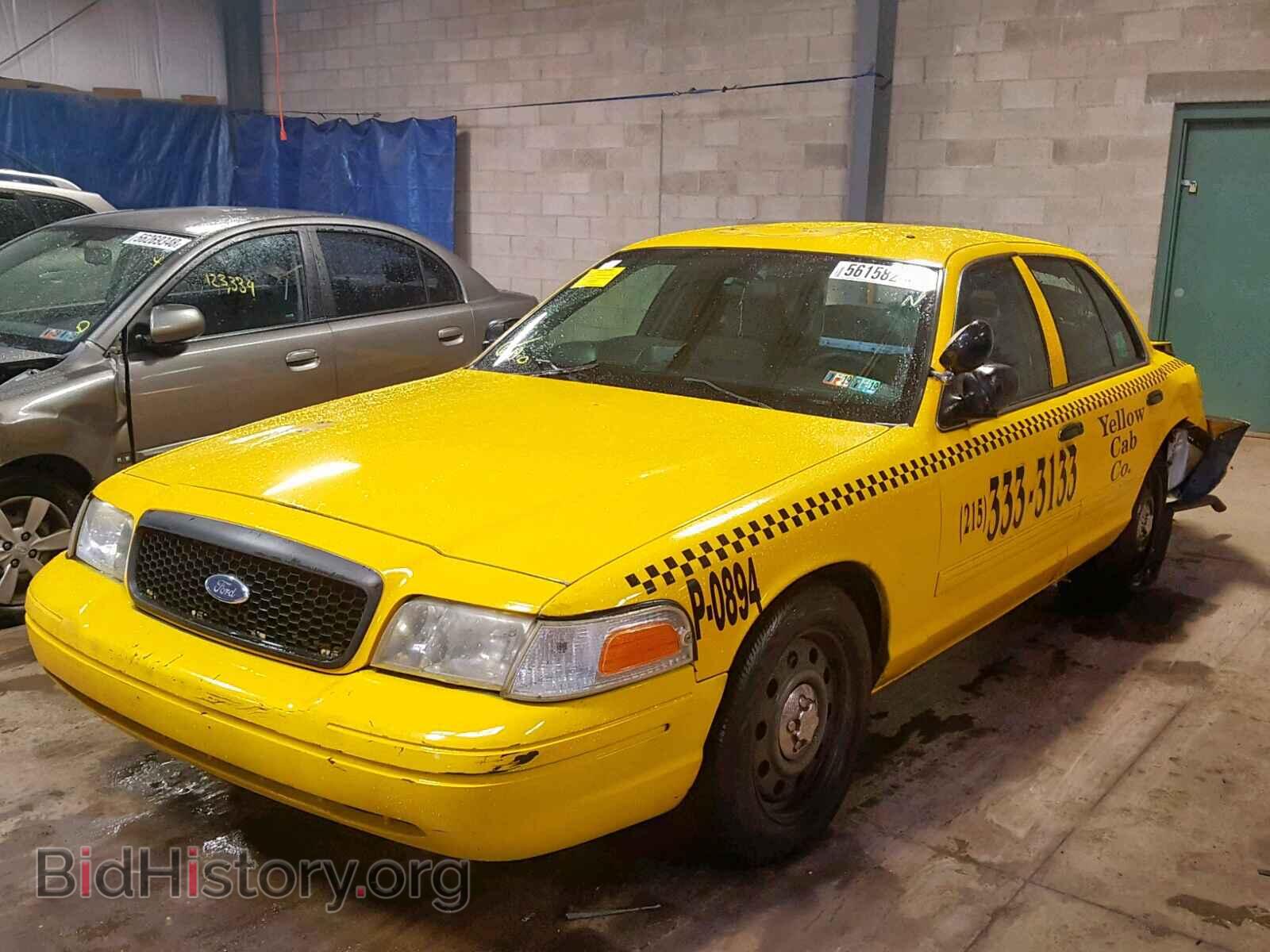 2010 FORD CROWN VIC - VIN: 2FABP7BV5AX100206 - Фото 2