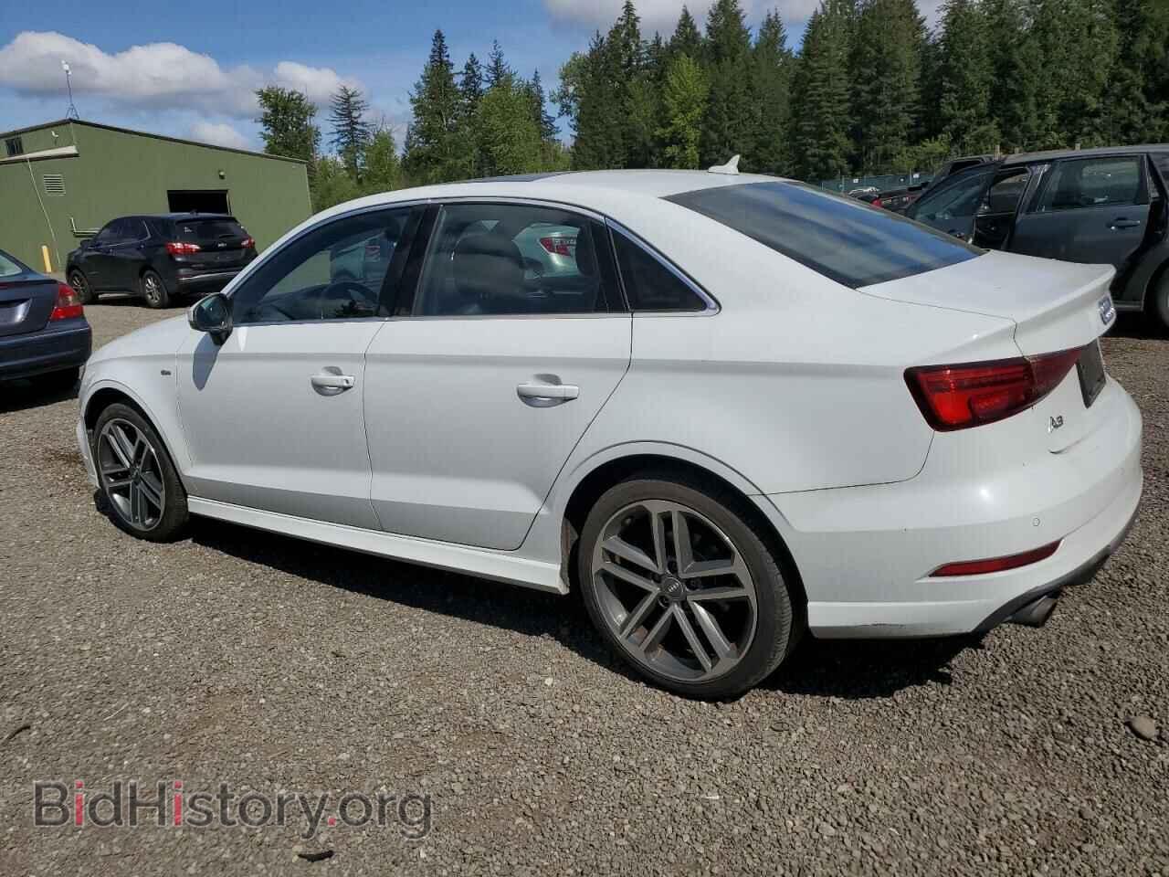 2017 AUDI A3 - VIN: WAUJ8GFF8H1050889 - Фото 2