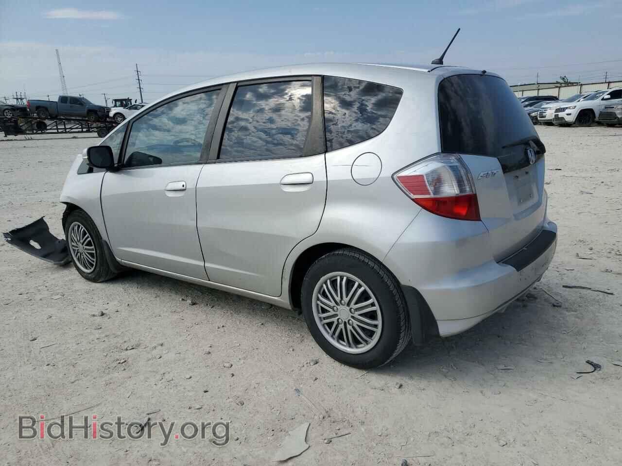 2013 HONDA FIT - VIN: JHMGE8H34DC033101 - Фото 2