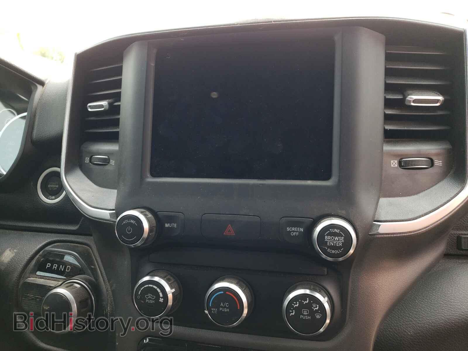 2019 RAM 1500 - VIN: 1C6RREMT6KN828596 - Фото 9
