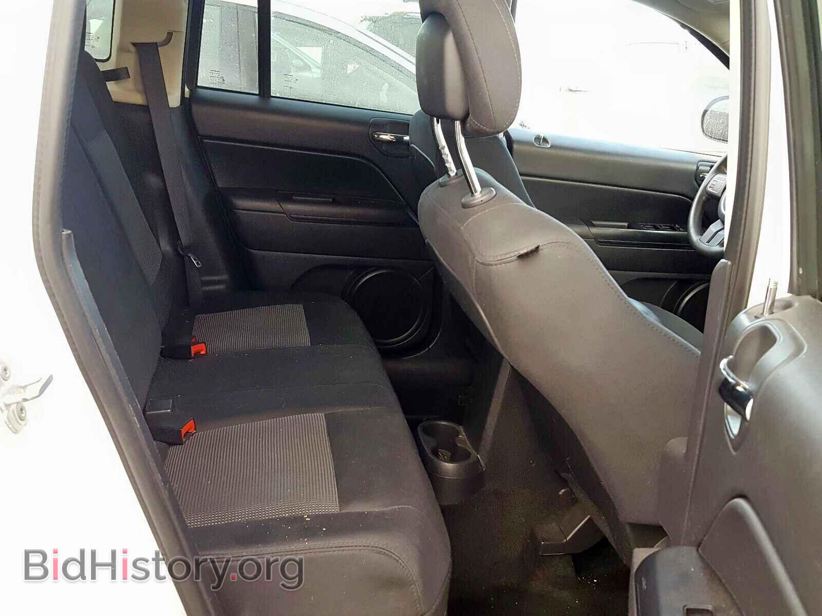2014 JEEP COMPASS - VIN: 1C4NJDBB7ED621924 - Photo 6