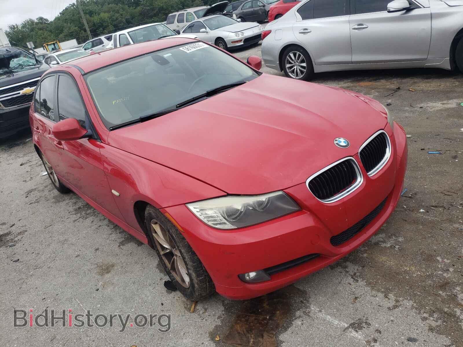 Фотография WBAPH7G5XANM48605 - BMW 3 SERIES 2010