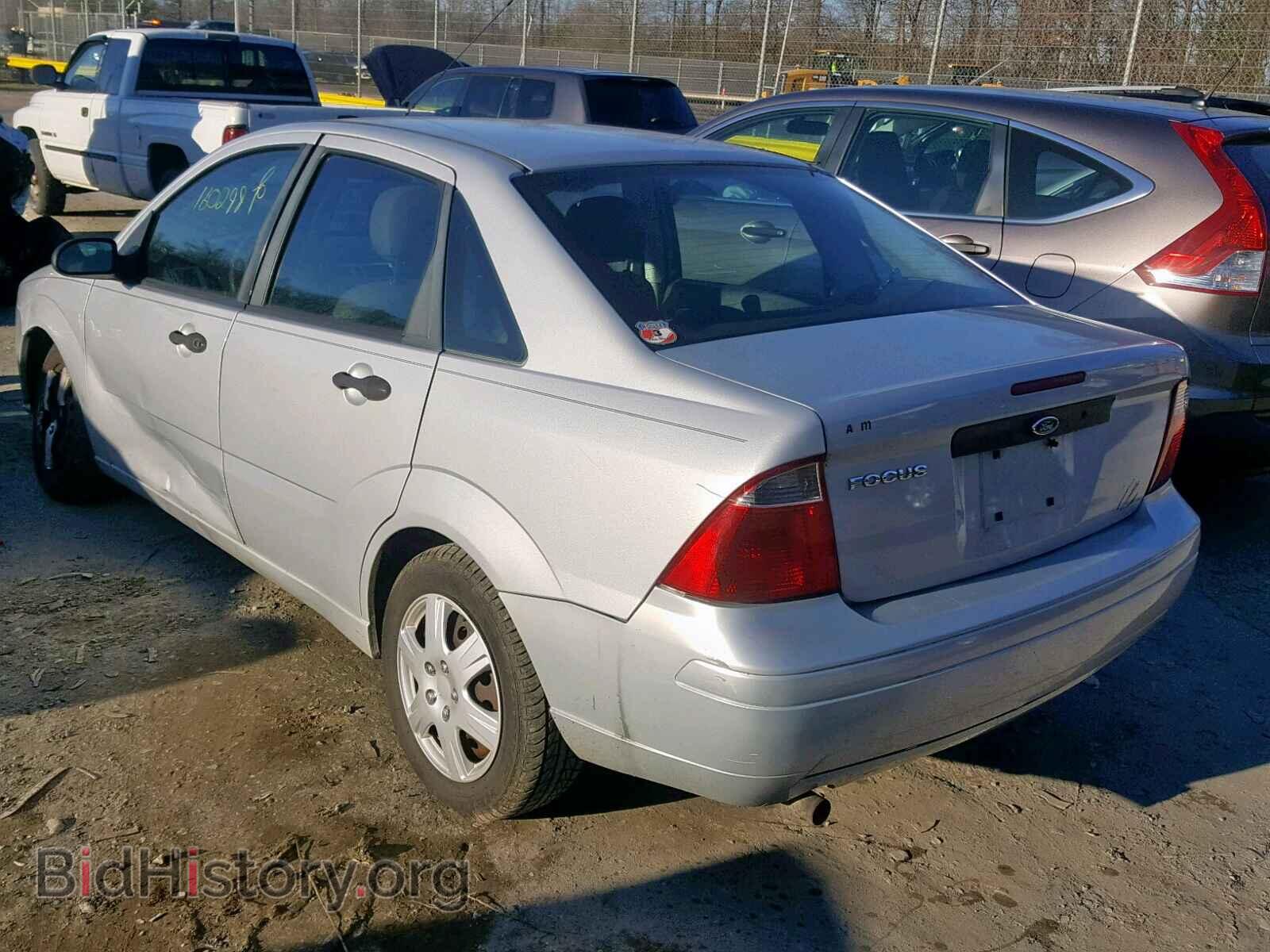 2007 FORD FOCUS - VIN: 1FAFP34N27W286590 - Фото 3