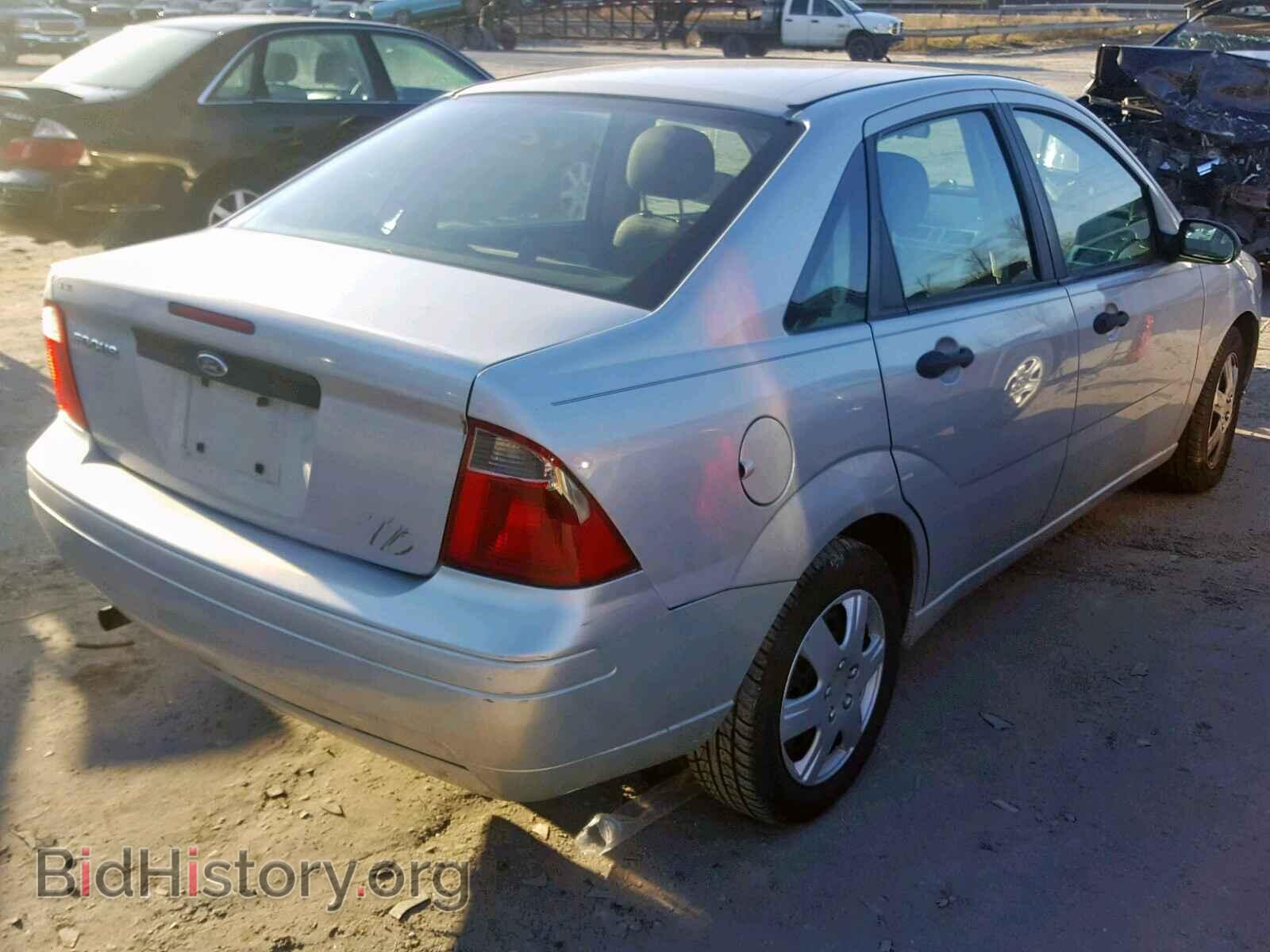 2007 FORD FOCUS - VIN: 1FAFP34N27W286590 - Фото 4