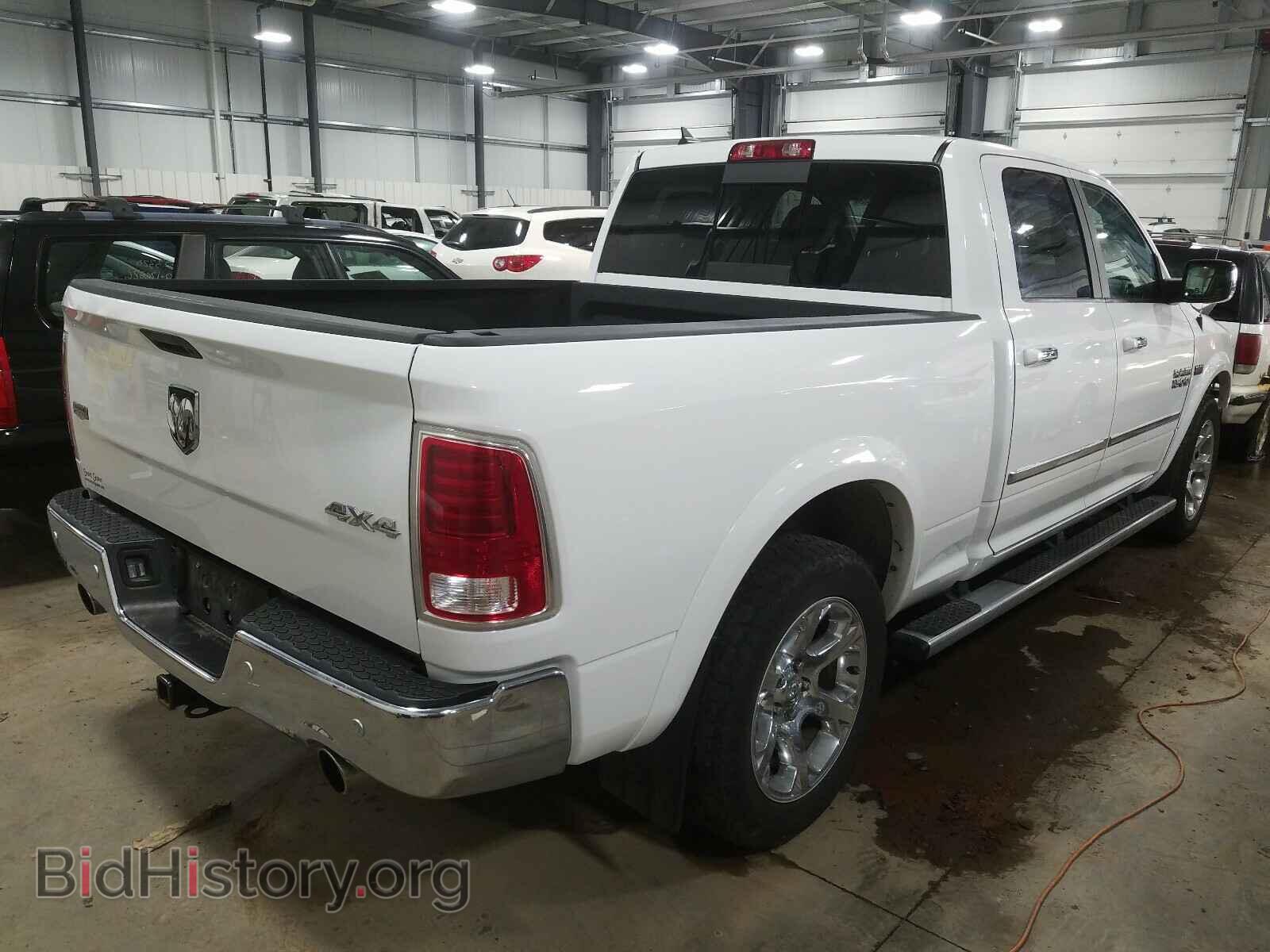 2017 RAM 1500 - VIN: 1C6RR7VTXHS626588 - Фото 4