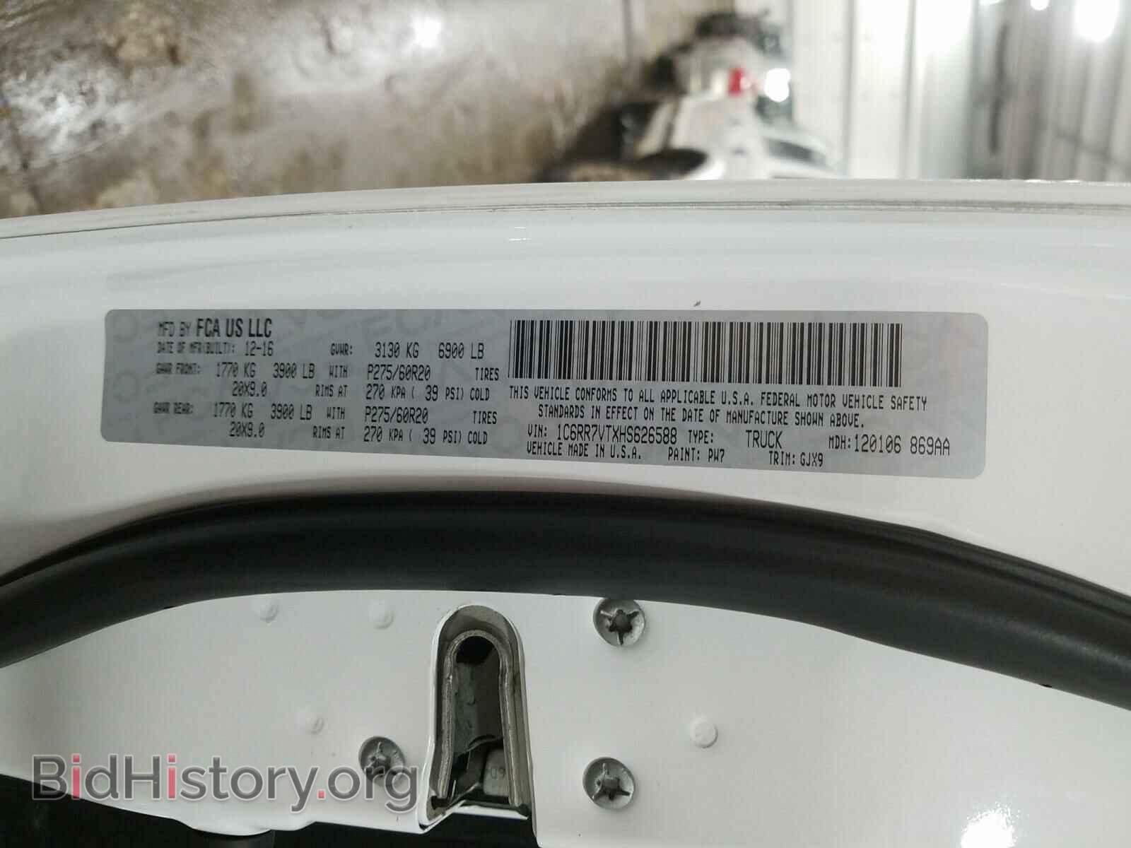 2017 RAM 1500 - VIN: 1C6RR7VTXHS626588 - Фото 10