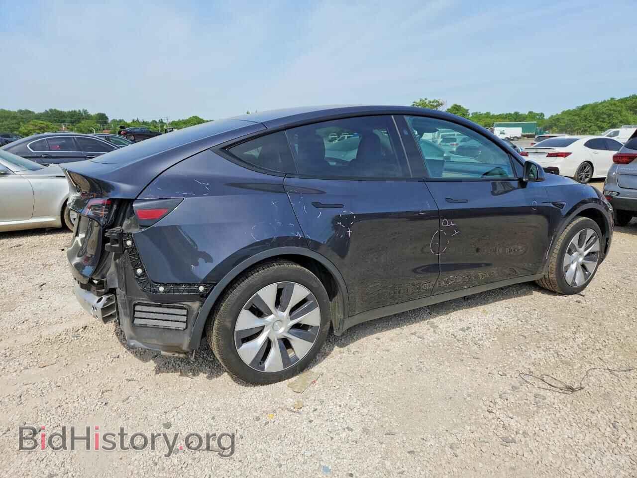 2024 TESLA MODEL Y - VIN: 7SAYGDED1RF039389 - Photo 3