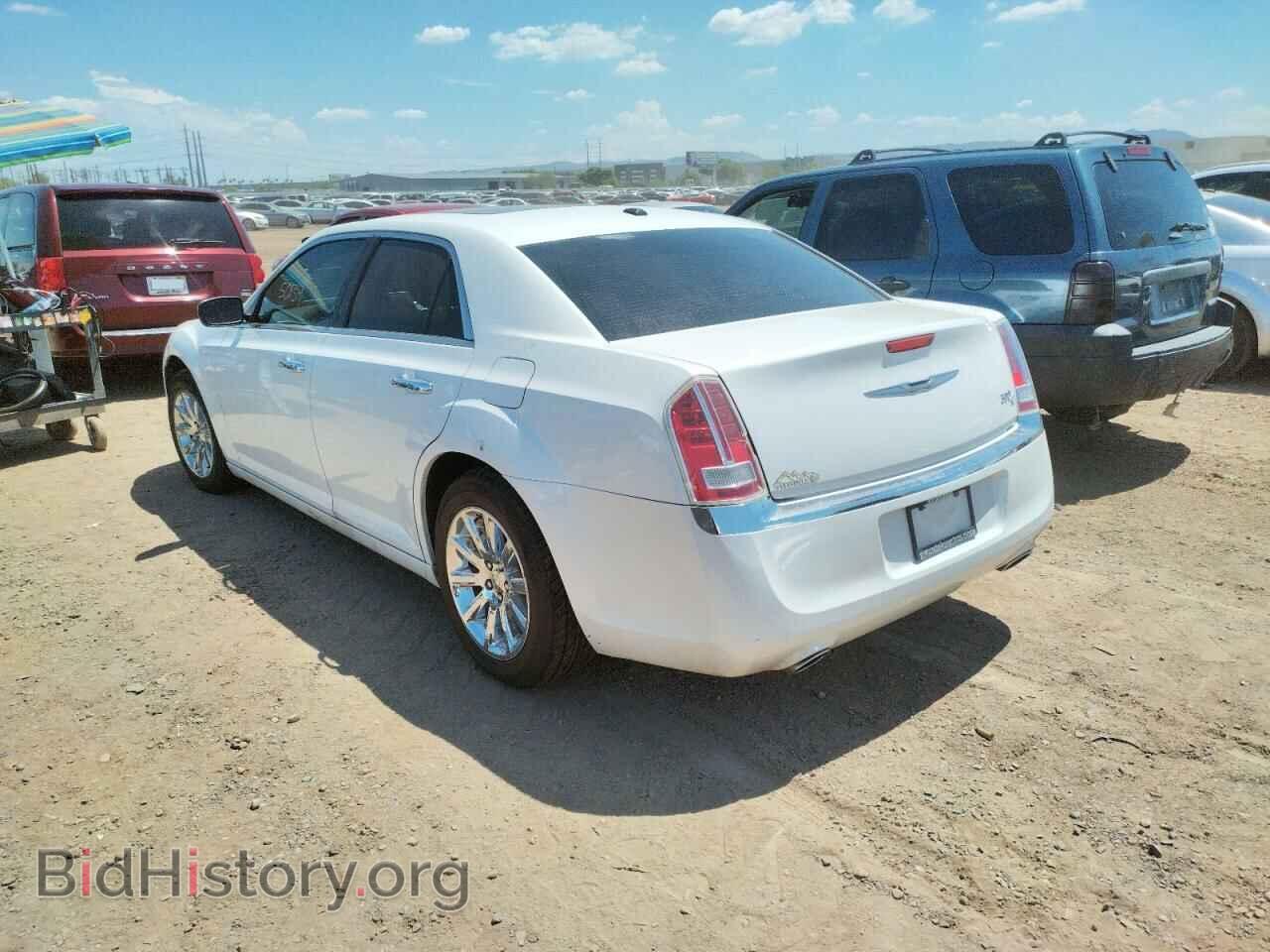 2011 CHRYSLER 300 - VIN: 2C3CA6CTXBH529865 - Фото 3