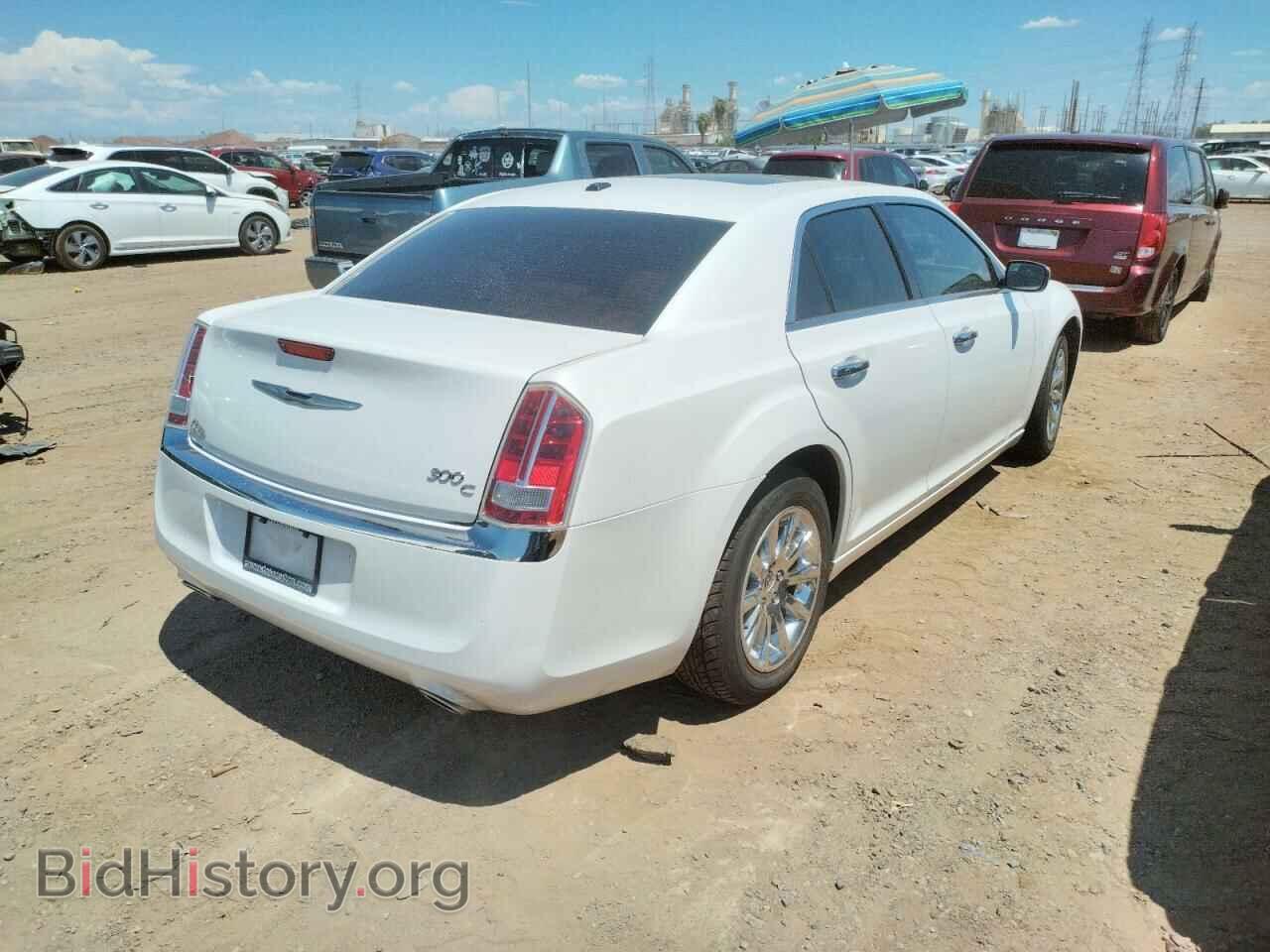 2011 CHRYSLER 300 - VIN: 2C3CA6CTXBH529865 - Фото 4
