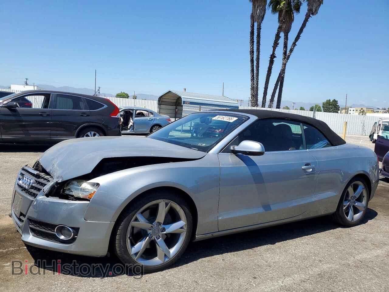 Photo WAUJFAFH3BN008411 - AUDI A5 2011