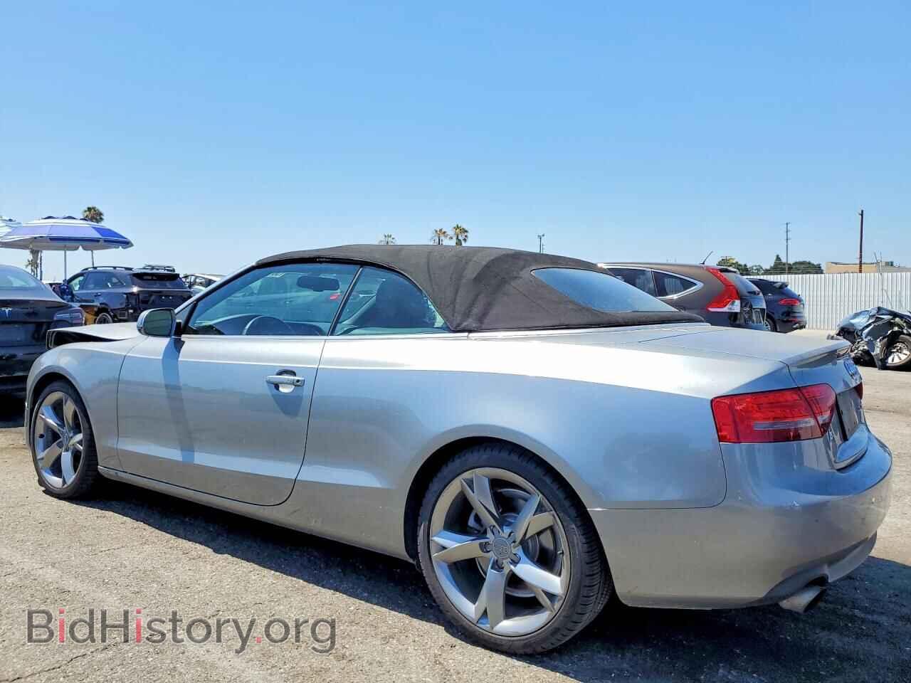 2011 AUDI A5 - VIN: WAUJFAFH3BN008411 - Photo 2