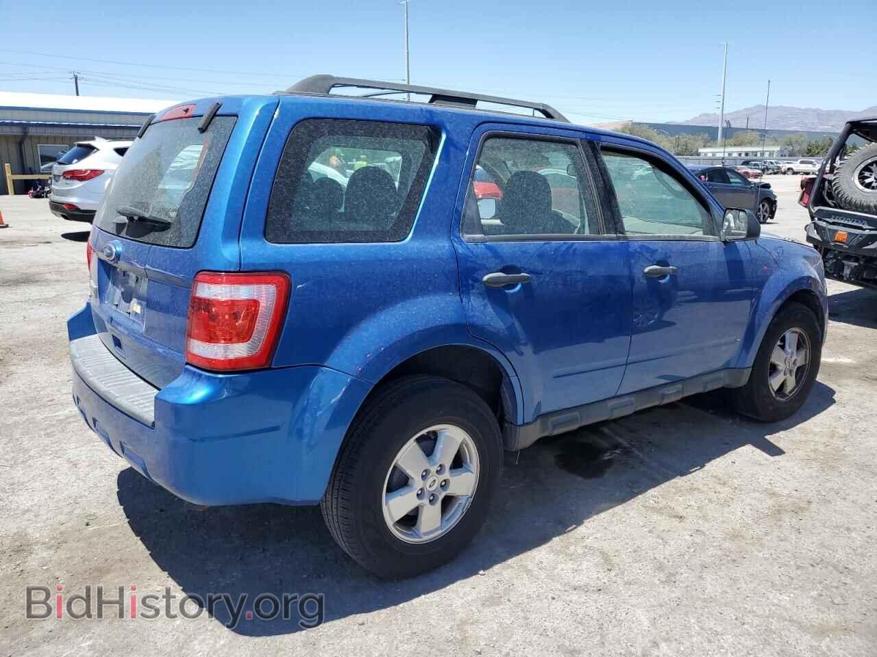 2011 FORD ESCAPE - VIN: 1FMCU0C76BKC20837 - Фото 3