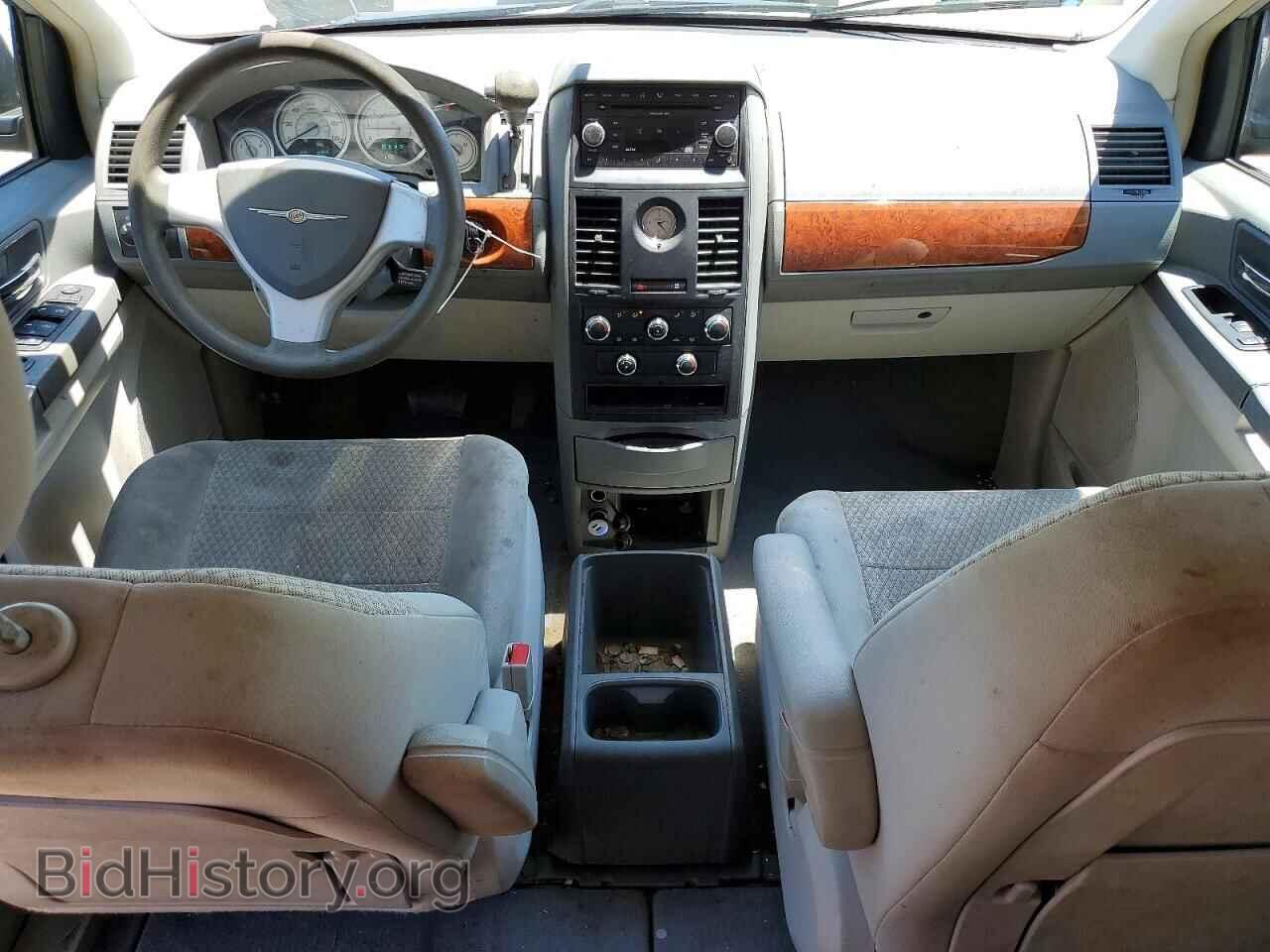 2008 CHRYSLER MINIVAN - VIN: 2A8HR44H18R103325 - Фото 8