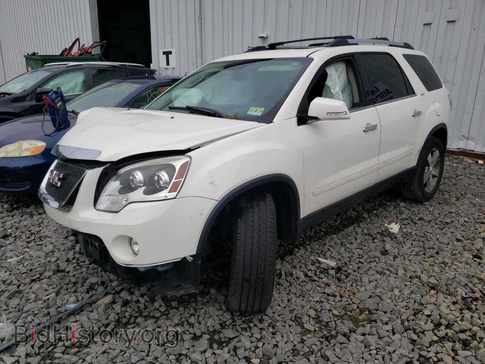 2011 GMC ACADIA - VIN: 1GKKVRED8BJ396433 - Photo 2