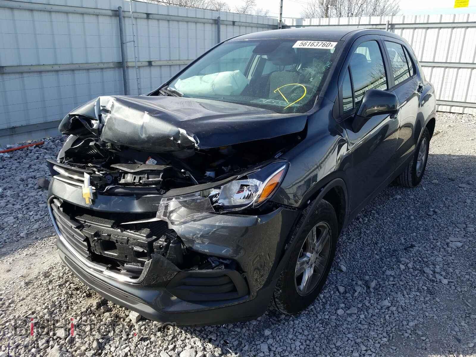 2020 CHEVROLET TRAX - VIN: 3GNCJKSB4LL243992 - Фото 2