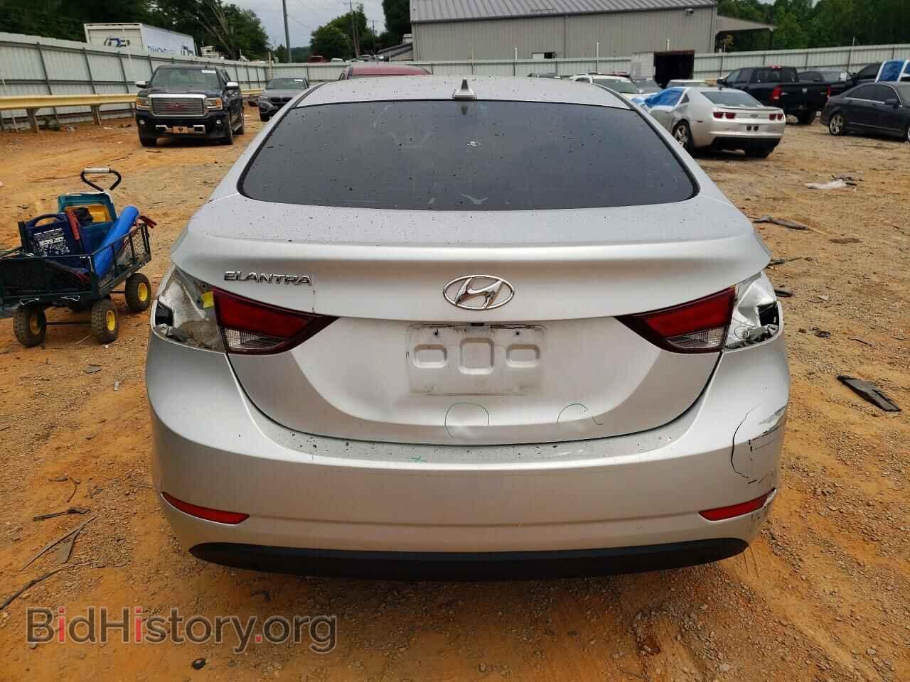 2016 HYUNDAI ELANTRA - VIN: 5NPDH4AE3GH722734 - Фото 6