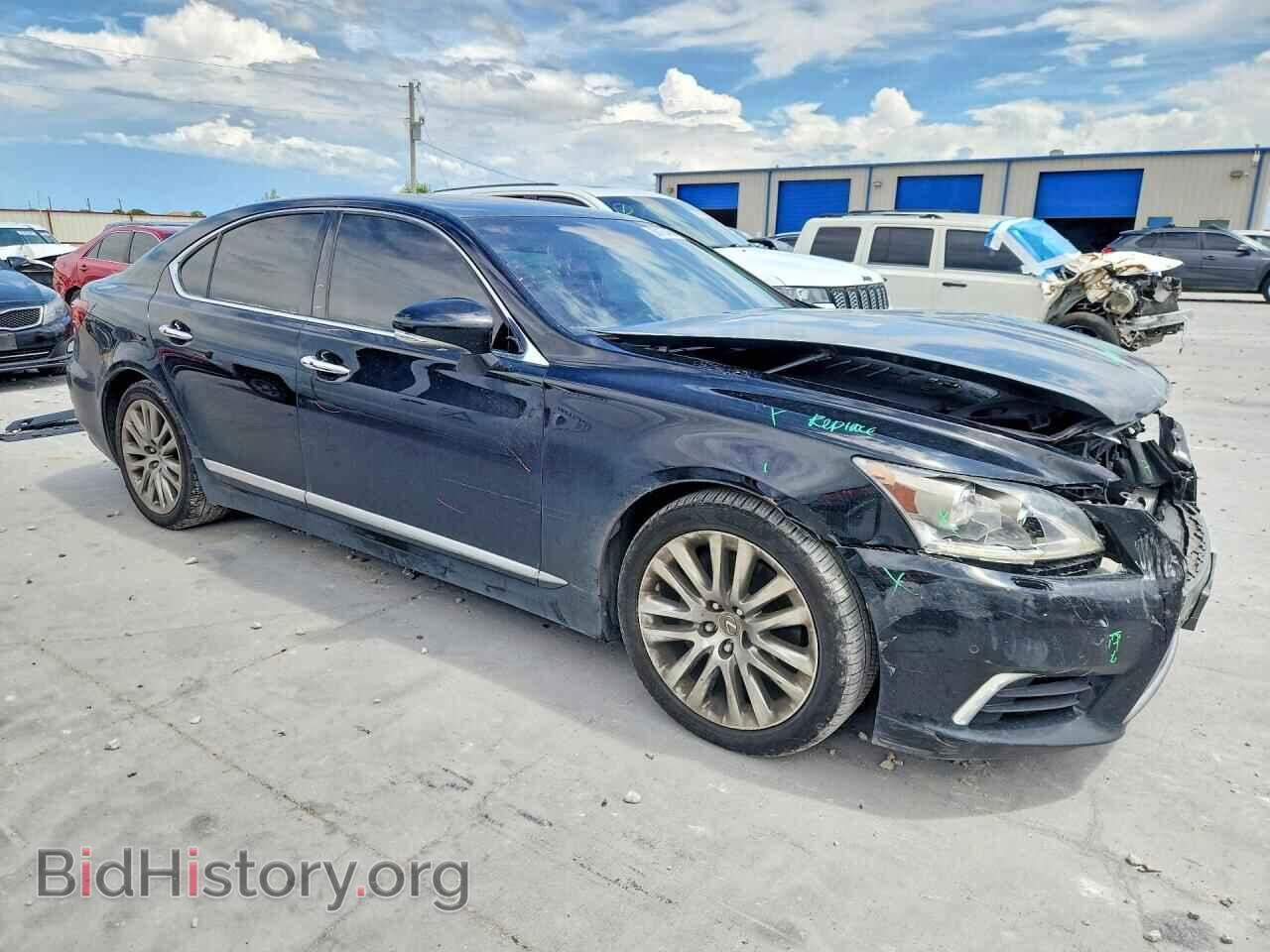 2016 LEXUS LS460 - VIN: JTHBL5EF3G5139464 - Photo 4
