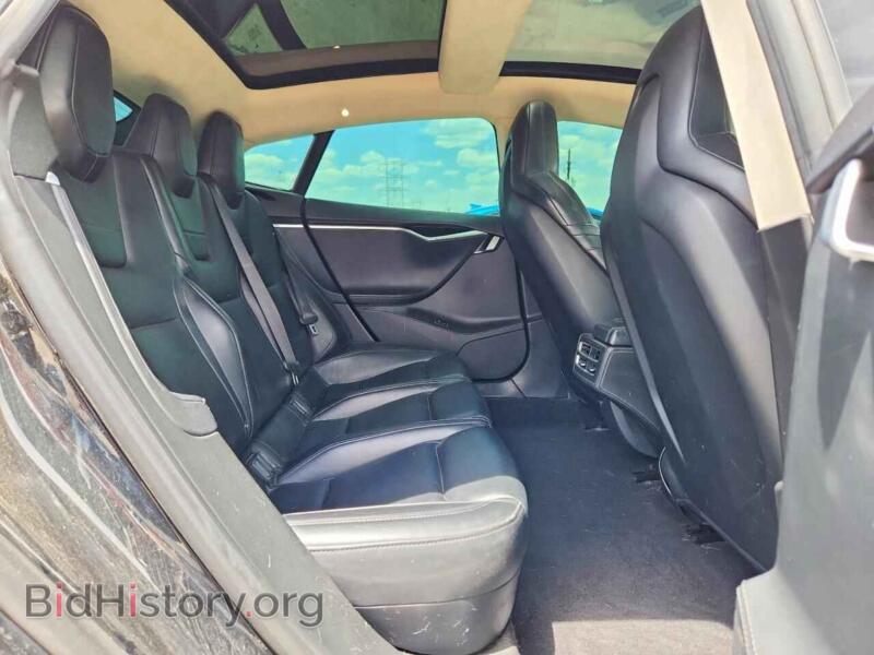 2014 Tesla MODEL S (VIN 5YJSA1H27EFP68178) — photo 10 of 14
