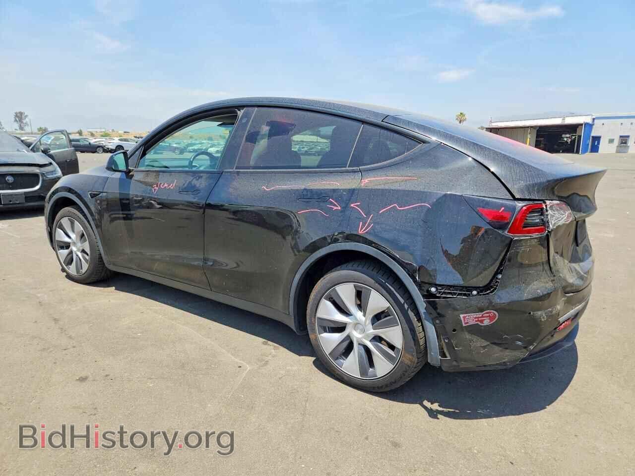 2022 TESLA MODEL Y - VIN: 7SAYGDEE8NF511378 - Photo 2