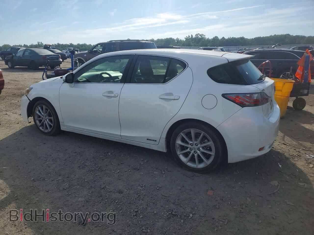 2013 LEXUS CT 200 - VIN: JTHKD5BH1D2148647 - Фото 2