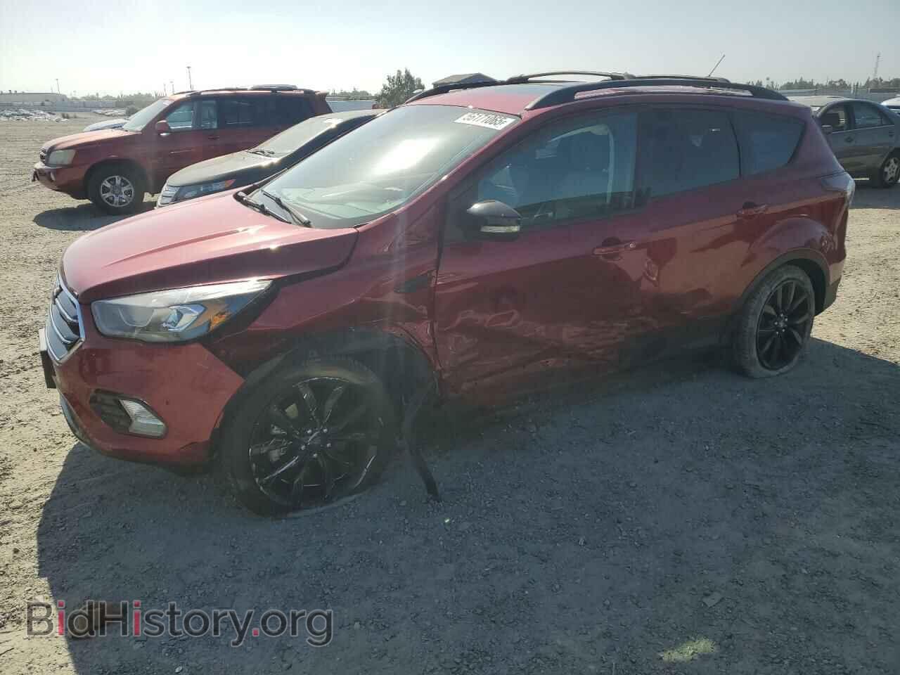 Фотография 1FMCU0J92HUB45040 - FORD ESCAPE 2017