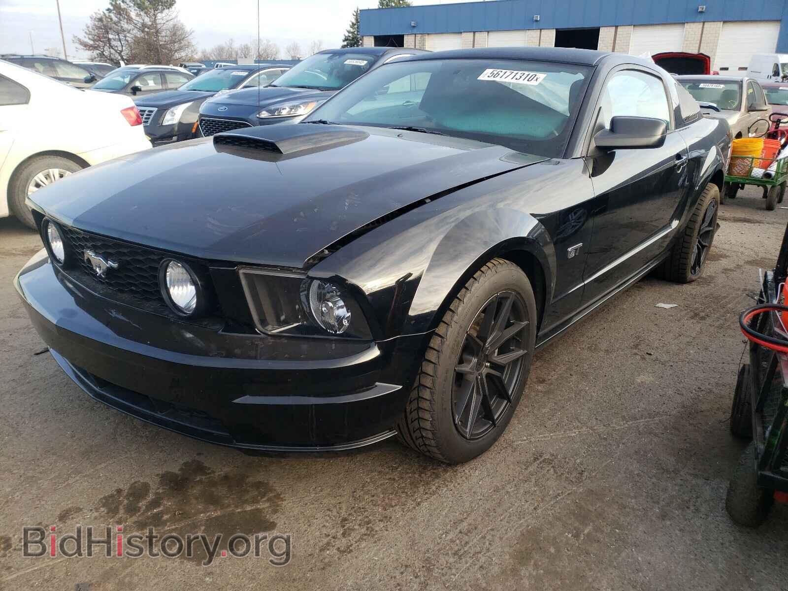 2008 FORD MUSTANG - VIN: 1ZVHT82H585135403 - Фото 2