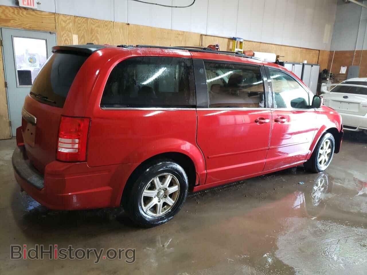 2008 CHRYSLER MINIVAN - VIN: 2A8HR54P68R794591 - Фото 3