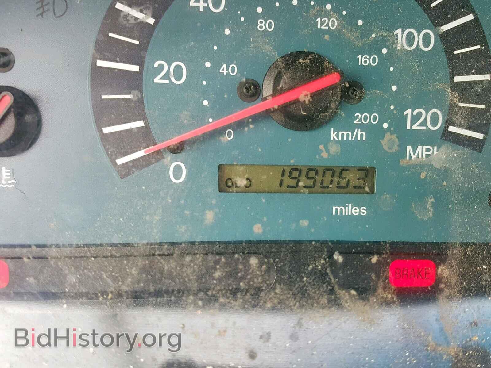 2002 MITSUBISHI GALANT - VIN: 4A3AA46GX2E048167 - Фото 8