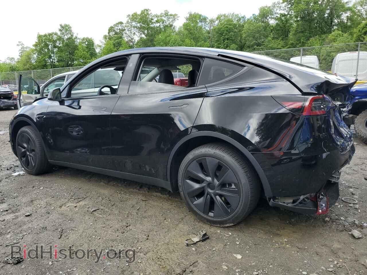 2025 TESLA MODEL Y - VIN: 7SAYGDED3SA372244 - Фото 2