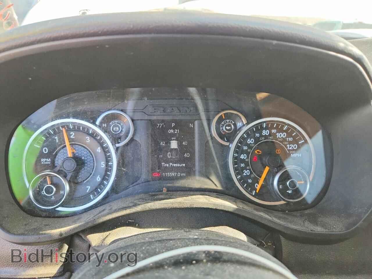 2019 RAM 1500 - VIN: 1C6SRFBT1KN890501 - Фото 9