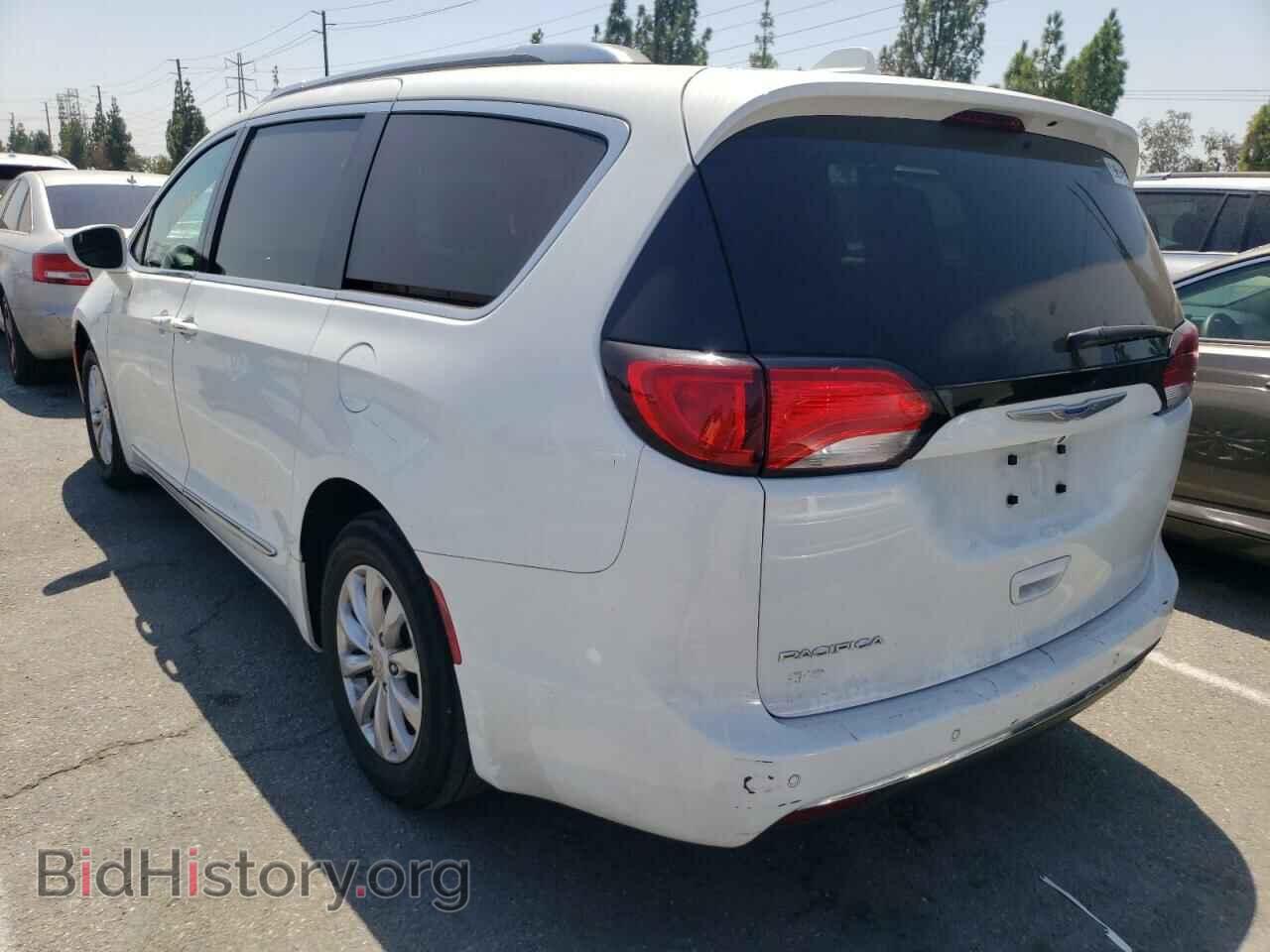 2018 CHRYSLER PACIFICA - VIN: 2C4RC1BG4JR212650 - Фото 3