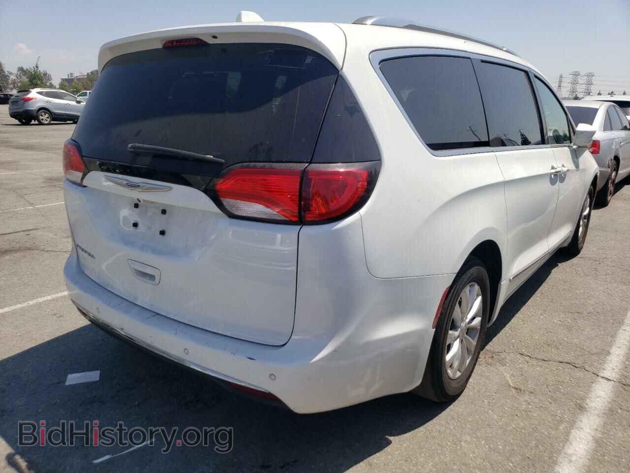 2018 CHRYSLER PACIFICA - VIN: 2C4RC1BG4JR212650 - Фото 4