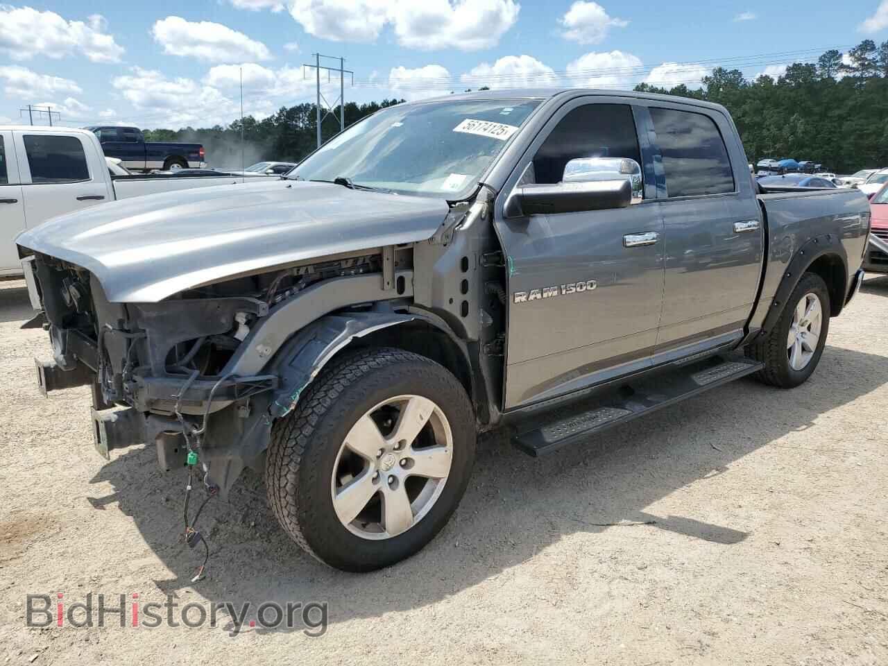 Photo 1D7RB1CT8BS594962 - DODGE All Models 2011
