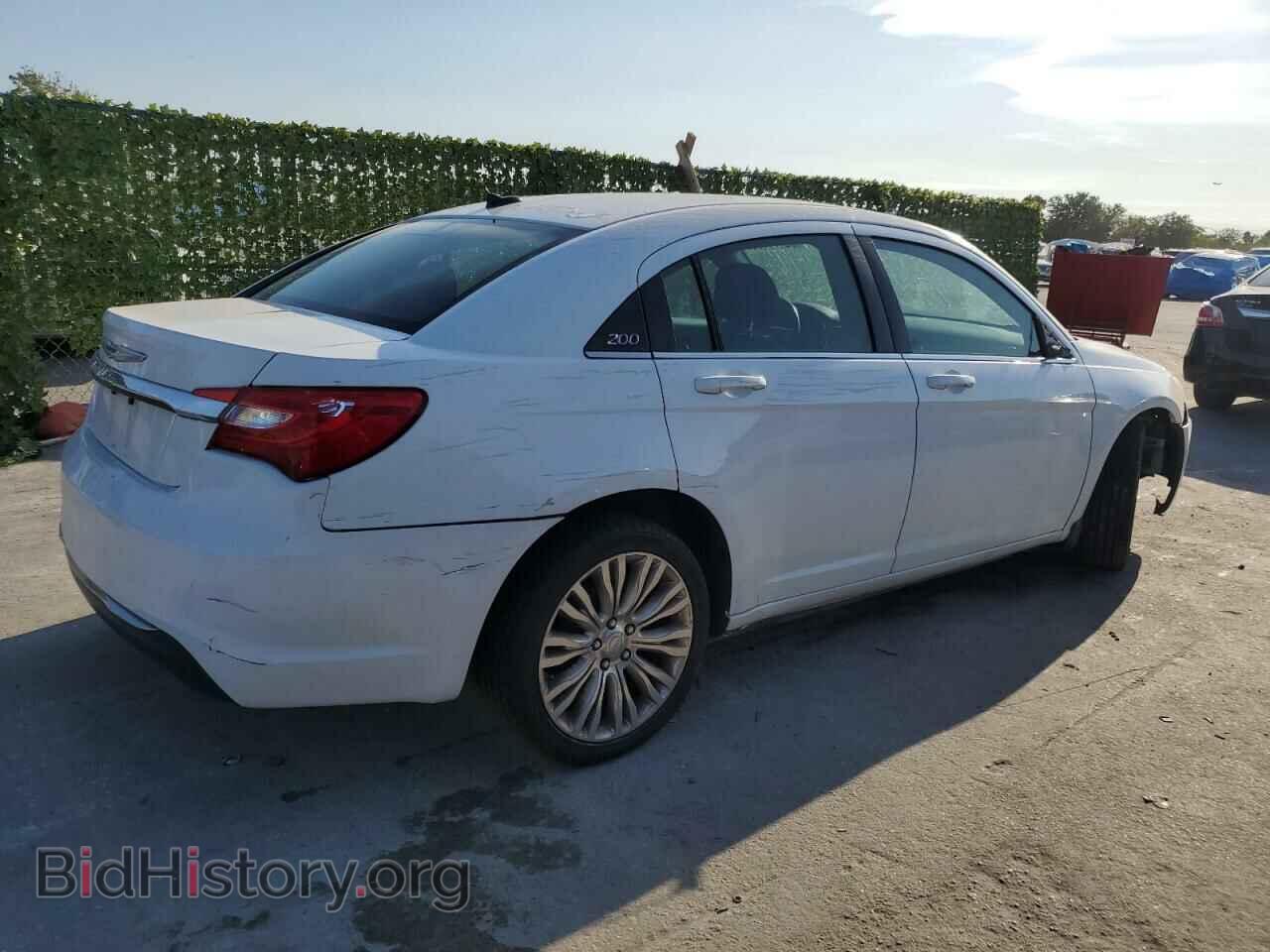 2013 CHRYSLER 200 - VIN: 1C3CCBAB7DN670822 - Фото 3