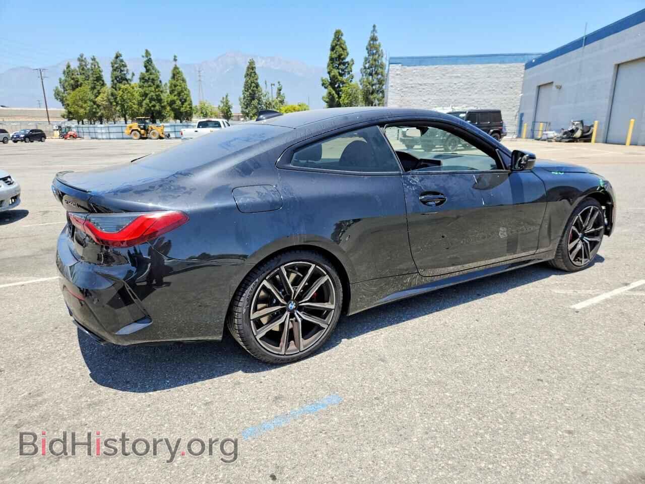 2022 BMW M4 - VIN: WBA83AP01NCK03374 - Photo 3