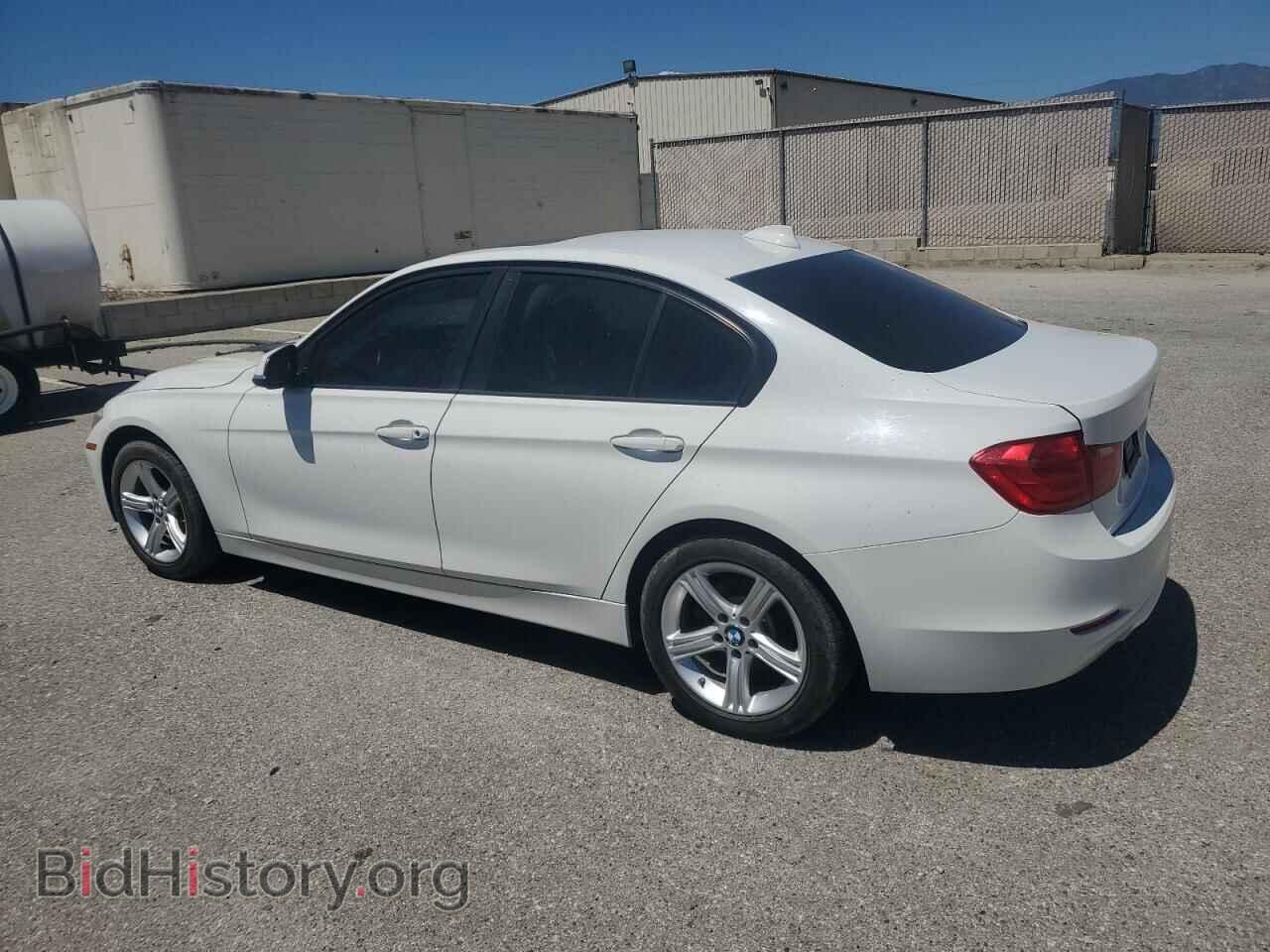2013 BMW 3 SERIES - VIN: WBA3B5C50DF591281 - Фото 2