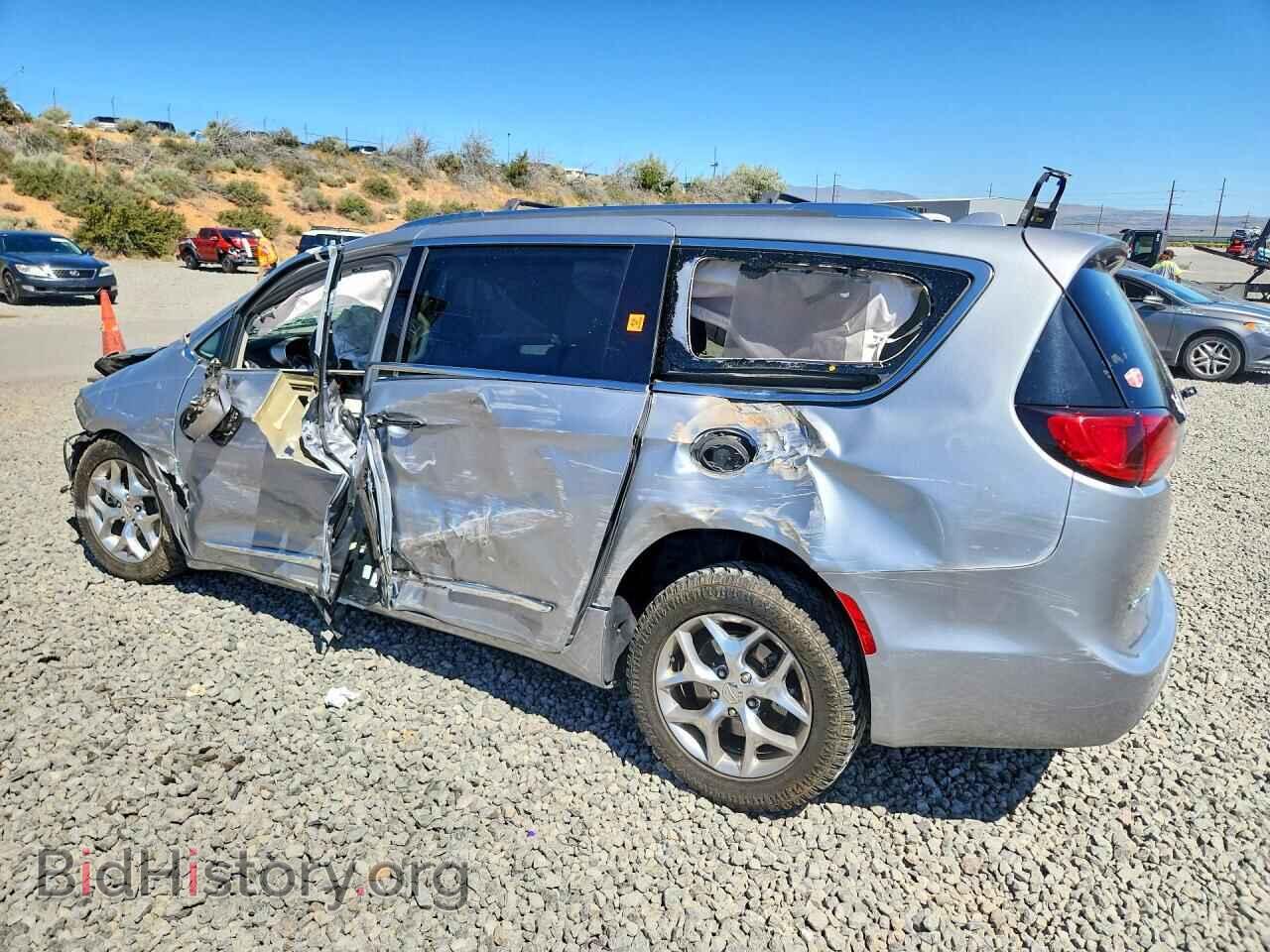 2018 CHRYSLER PACIFICA - VIN: 2C4RC1GG3JR320380 - Photo 2